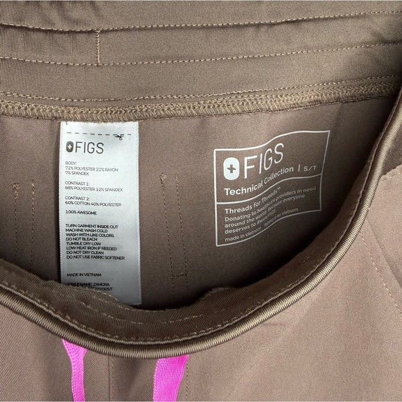 FIGS Zamora Jogger Scrub Pants™ Smokey Taupe Size SMALL TALL Limited Edition - Picture 6 of 7